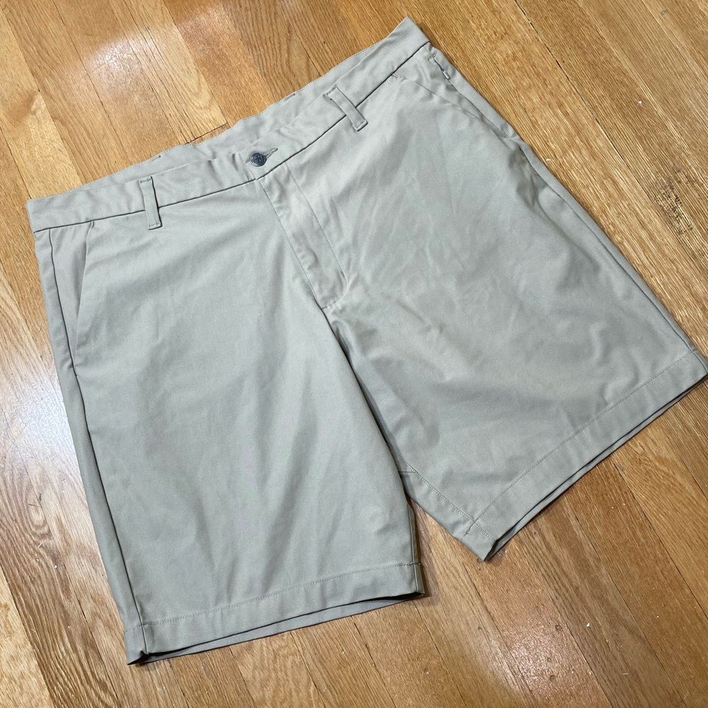 Swiss Tech Casual Khaki Flat Front Shorts 36 Style SMB29505